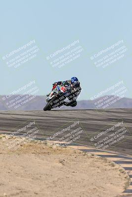 media/Dec-07-2025-CVMA (Sun) [[3e7d2de5dc]]/Race 7-Formula Lightweight Twins Shootout/